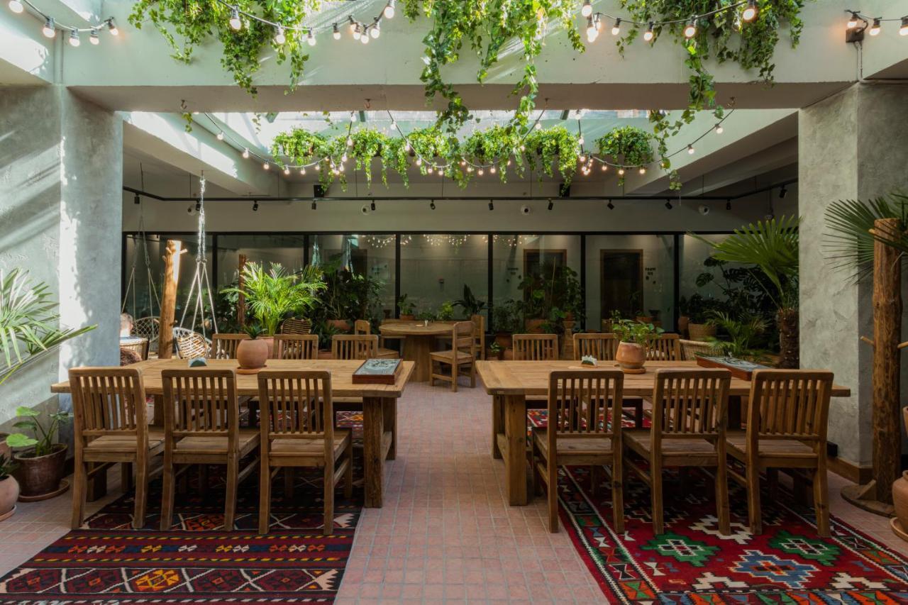 Khedi Hotel Тбилиси Экстерьер фото