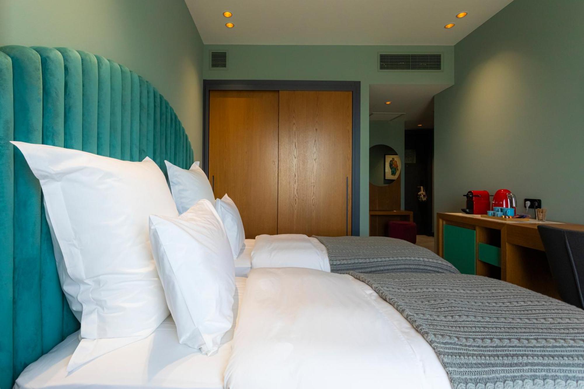 Khedi Hotel Тбилиси Экстерьер фото