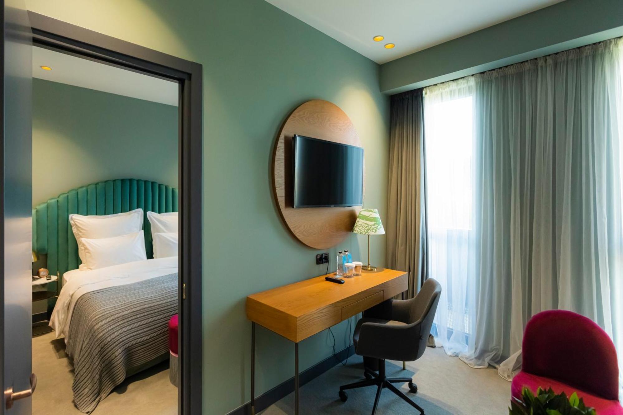 Khedi Hotel Тбилиси Экстерьер фото